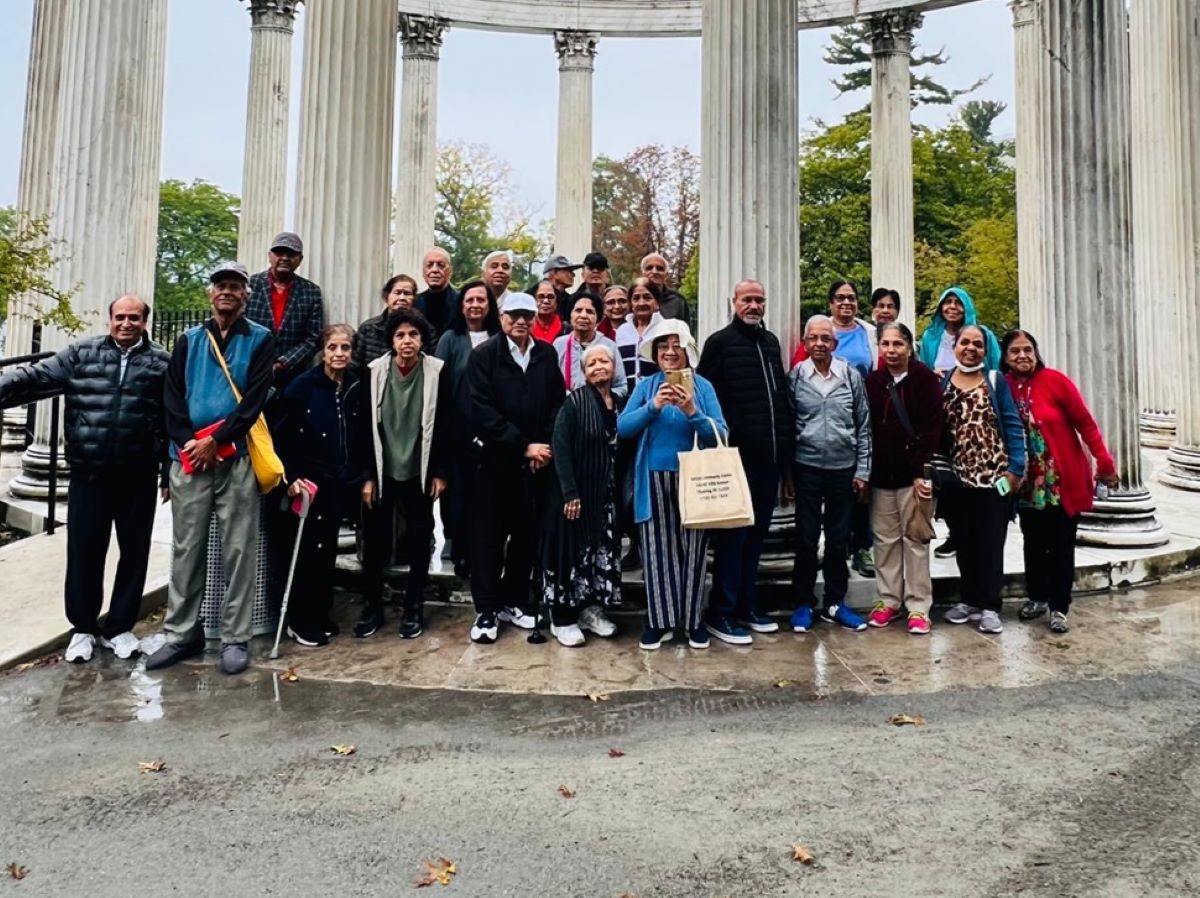 SACSS Seniors Enjoy Memorable Trip to Untermyer Gardens